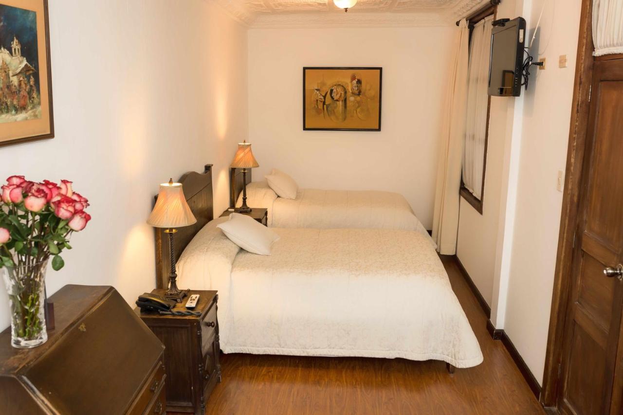 Hotel Inca Real Куэнка Экстерьер фото
